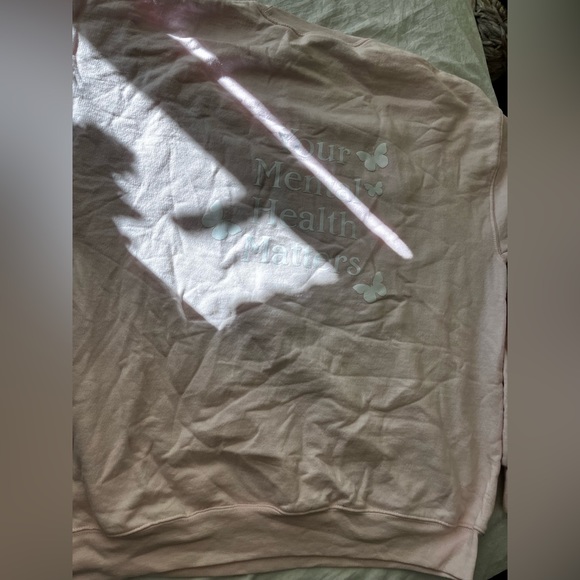 Sweatshirt - Picture 2 of 5